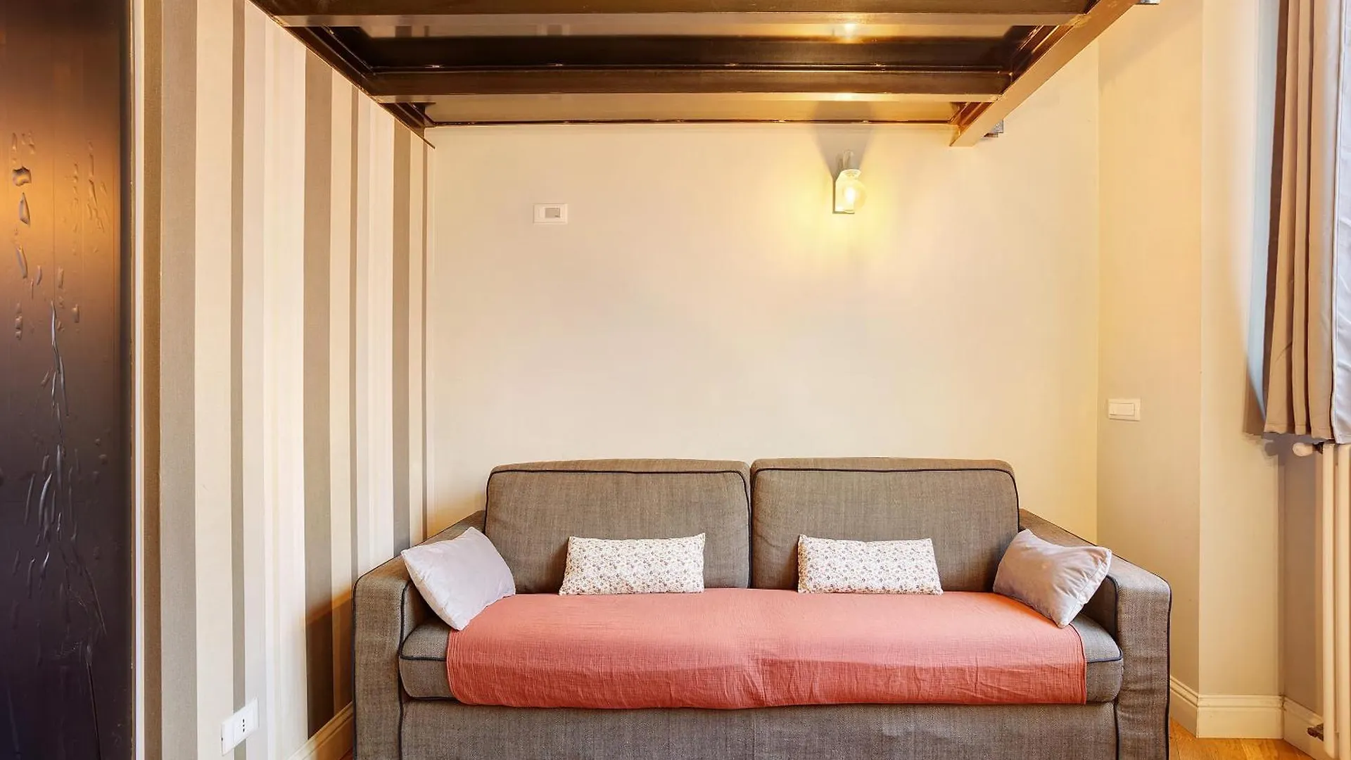 Апартаменты Dezza Loft Милан Италия